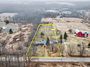 3465 E Bacon Rd, Hillsdale, MI 49242