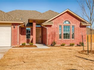 805 Liberty Mesa Ct, Yukon, OK 73099