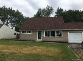 56 Marilyn Dr, Grand Island, NY 14072
