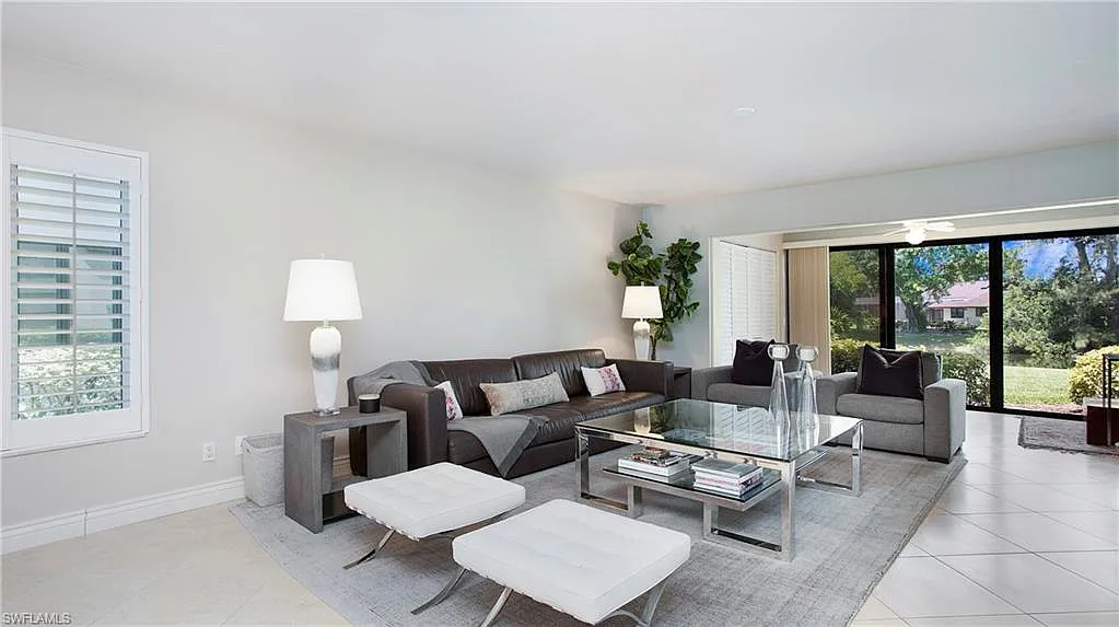 2 bed, 2.0 bath, 1124 sqft, $2,200 — Photo 1