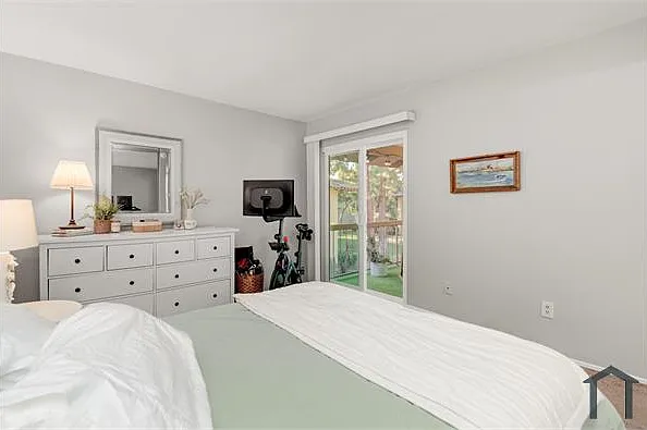 6029 Rancho Mission Rd #201 — Photo 11