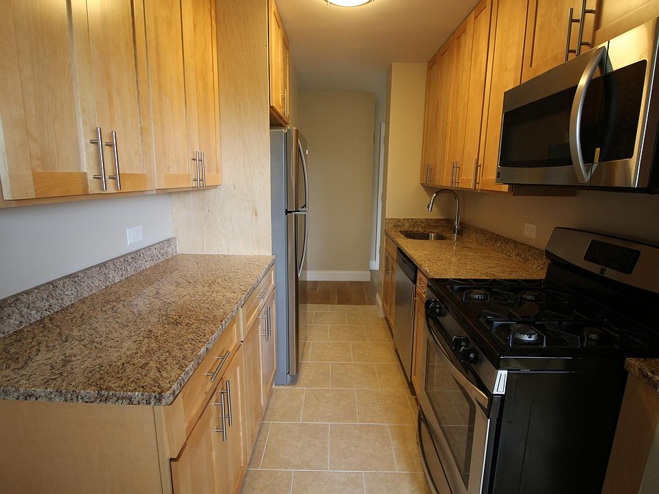 2nd image of 2040 Bruckner Blvd APT 15F