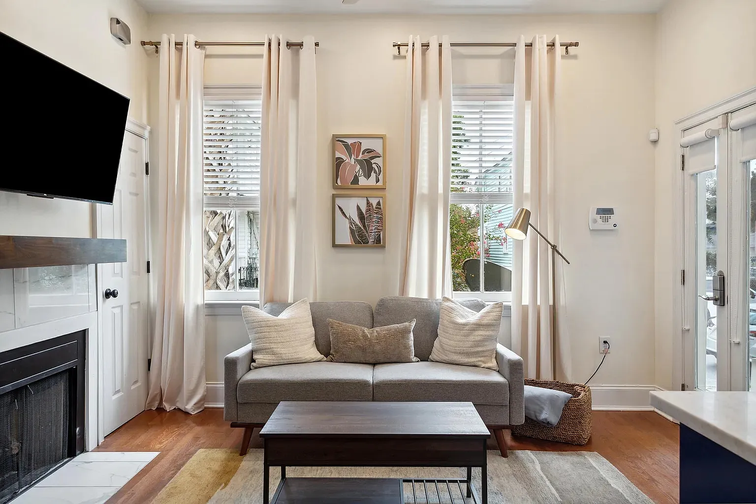 426 Race St — Photo 3