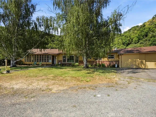 7825 Scotts Valley Rd, Lakeport, CA 95453