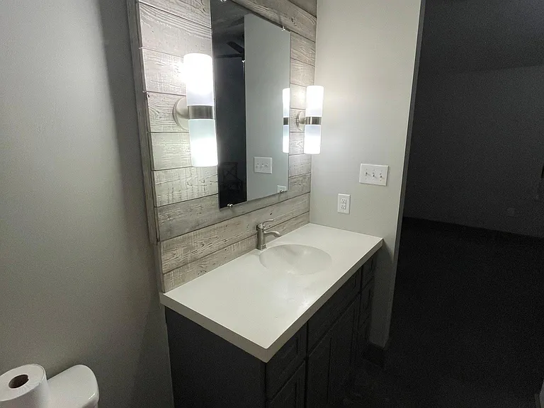 1460 Lila Ave — Photo 16