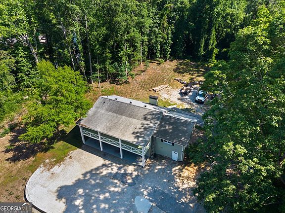 2nd image of 3655 Humphries Hill Rd
