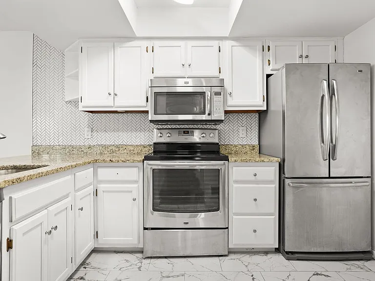 18616 Pier Point Pl — Photo 9