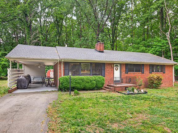 4th image of 1420 Goodwin Rd