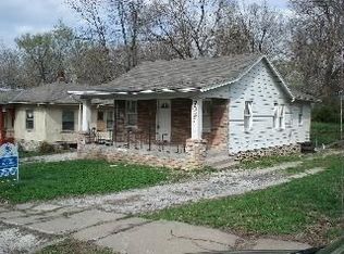 7031 S Benton Ave, Kansas City, MO 64132
