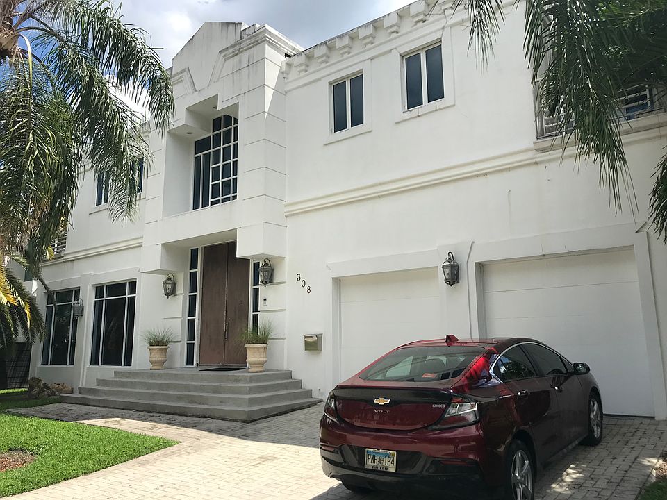 1st image of 308 Royal Plaza Dr