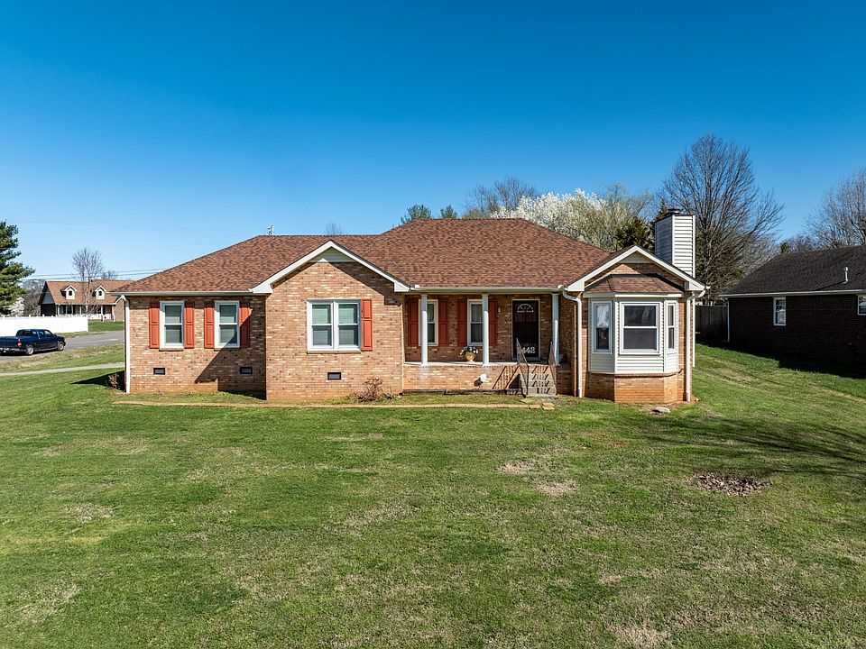1st image of 3442 Lakebrook Dr
