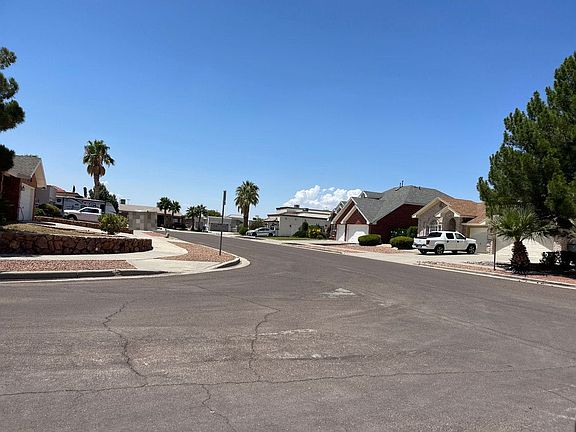 5th image of 12087 Pueblo Laguna Dr