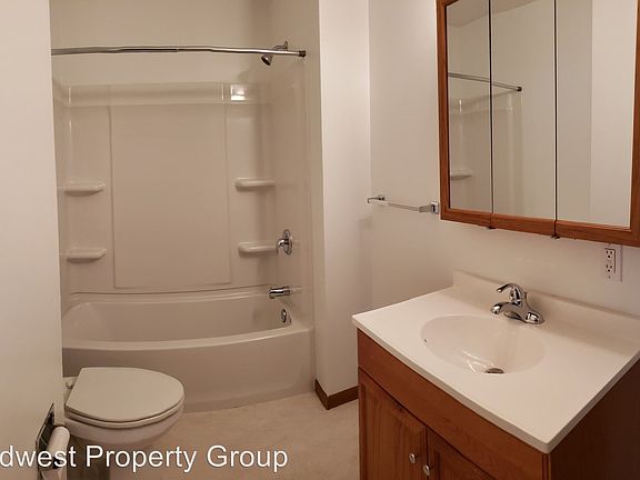 5th image of 145 Linwood Dr APT 16