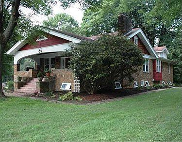 1st image of 11 Leywood Dr