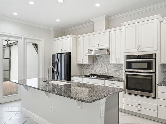 2nd image of 8807 FOUNTAIN PALM ALY
