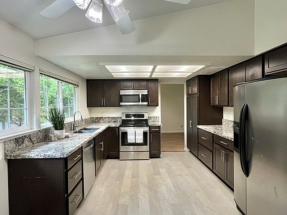 2nd image of 1965 Woodtrail Dr