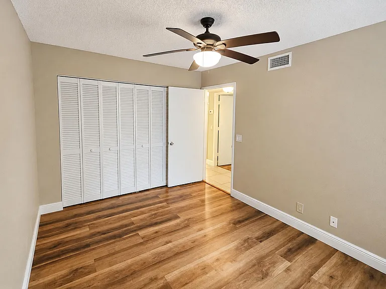 1461 Windorah Way #C — Photo 15