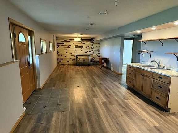 2nd image of 142943 MOON ROAD