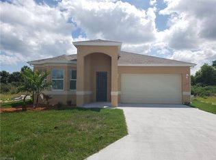 996 Hamilton St, Immokalee, FL 34142