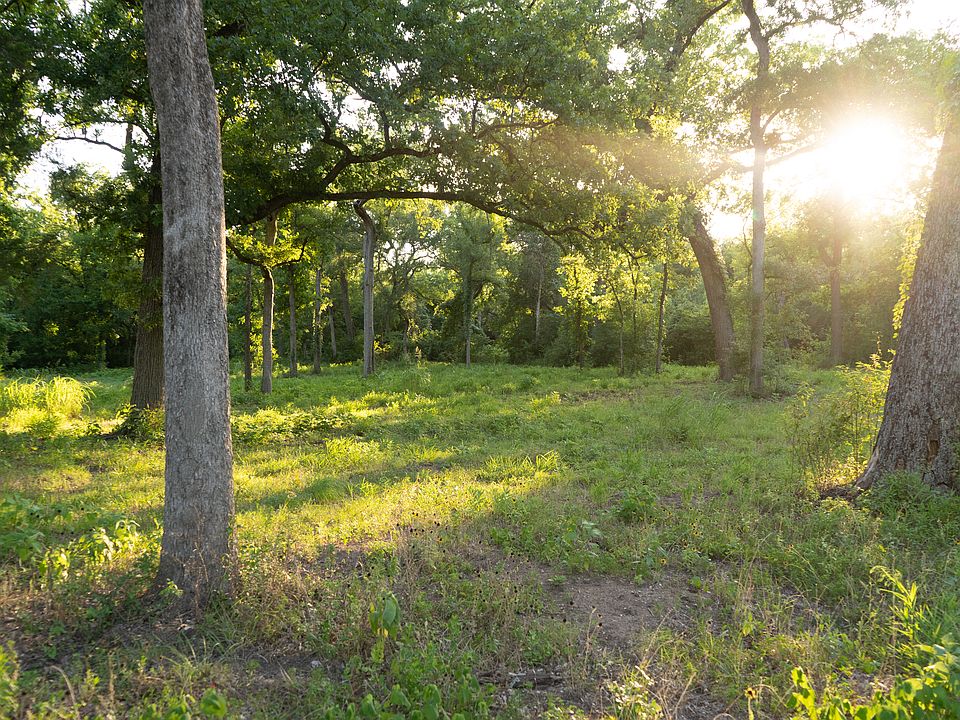 1st image of 156 Wilbarger Creek Dr