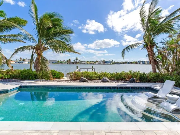 16341 Redington Dr, Redington Beach, FL 33708