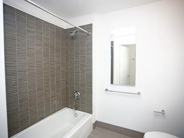 66 Rockwell Place image 9 of 24