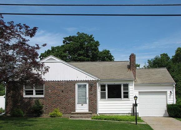 1st image of 44 Helen St