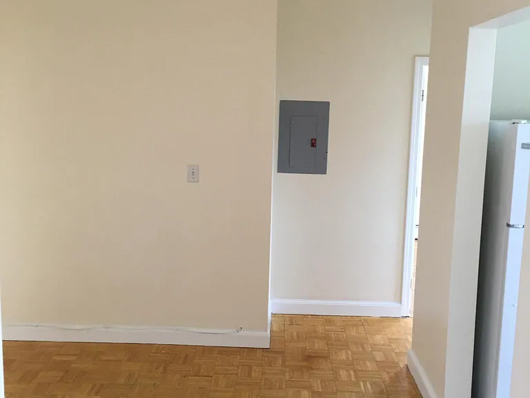 80 Orleans St #8 — Photo 4