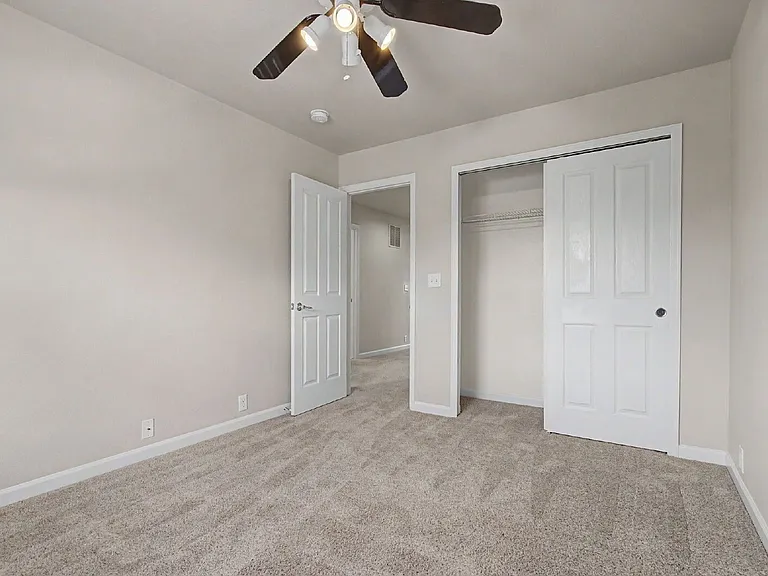 17076 Blue Mist Grv — Photo 24