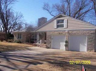 1375 Country Club Rd, El Dorado, KS 67042