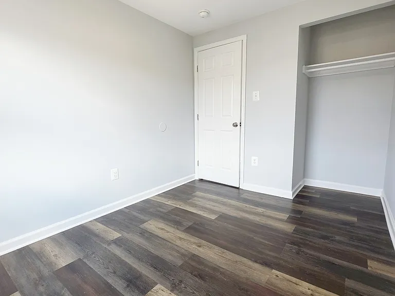 4 Aldeburgh Ct — Photo 25