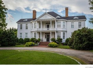 375 White Oak Rd, Fredericksburg, VA 22405