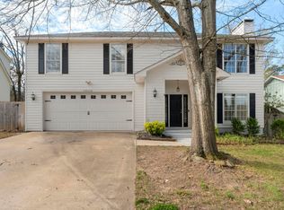 13115 Pleasant Forest Dr, Little Rock, AR 72212