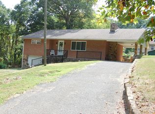 4708 Renfro Blvd NW, Roanoke, VA