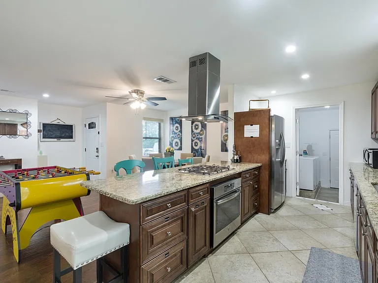 602 N Allen Dr — Photo 23