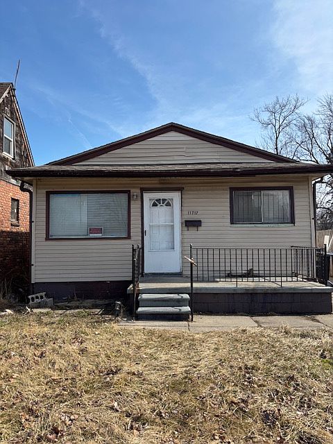 1st image of 11717 W Outer Dr