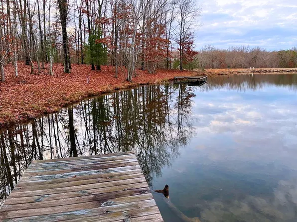 132 Camp Creek Cir, Spencer, TN 38585