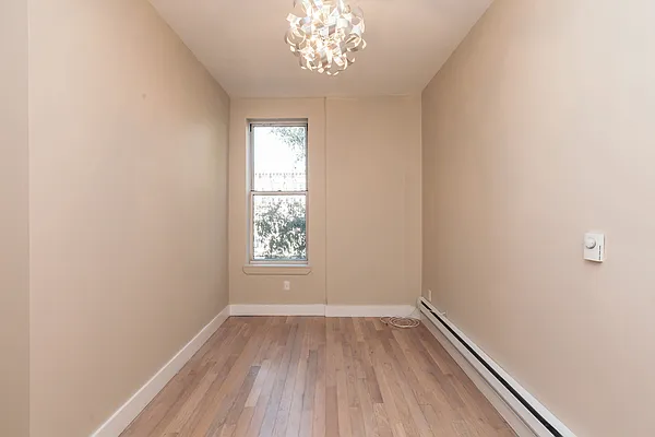 Rented by Nooklyn NYC LLC | media 28