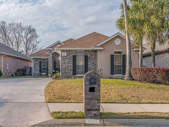 2nd image of 1269 Autumn Breeze Cir