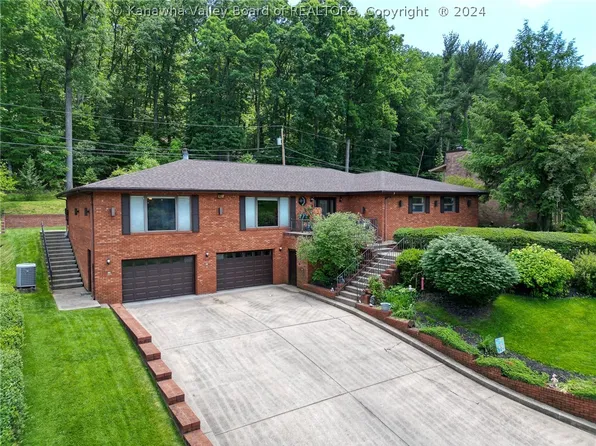 95 Copper Glen Dr, Huntington, WV 25705