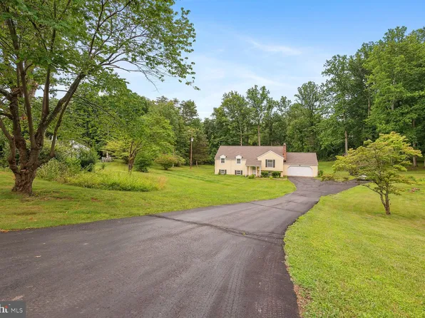 7380 Stuart Cir, Warrenton, VA 20187