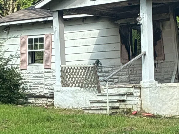 200 Rickwood Caverns Rd, Warrior, AL 35180