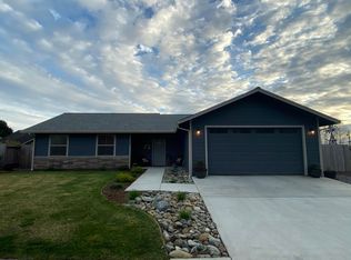 1238 Labrador Ln, McKinleyville, CA 95519