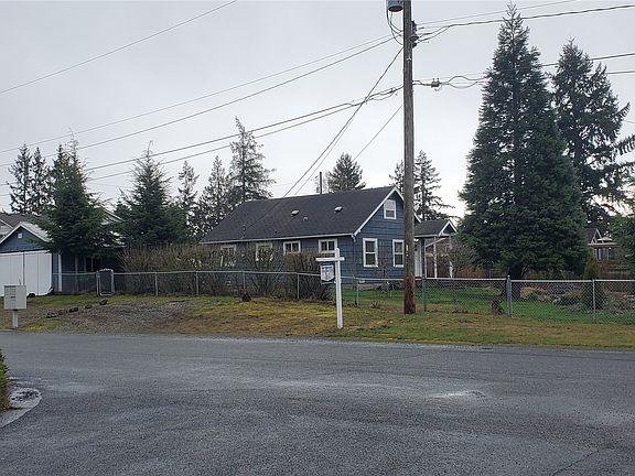 2nd image of 10604 13th Avenue Ct S