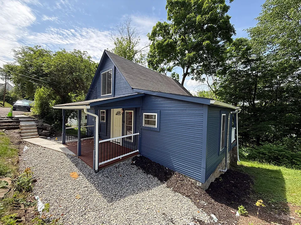 119 Bridge St