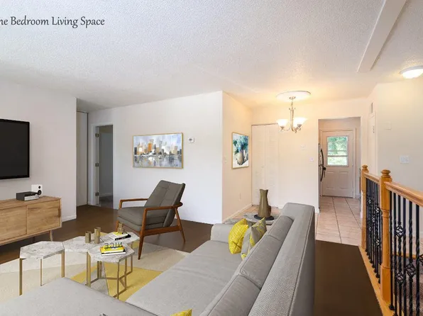 Hathaway Farms Townhomes at Northampton, 73 Barrett St, Northampton, MA 01060