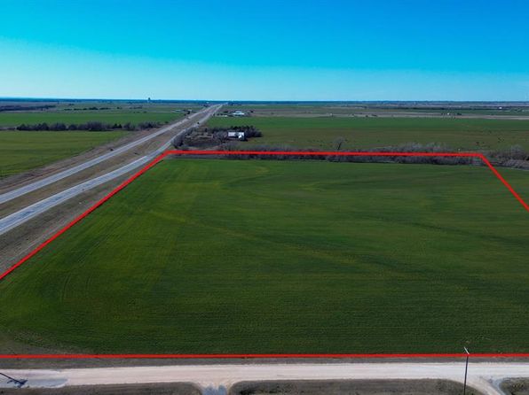 N 274th Rd, Lahoma, OK 73754