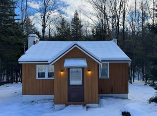 30 Lee Rd, Readsboro, VT 05350
