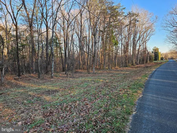 Gravel Hill Rd, Dillwyn, VA 23936