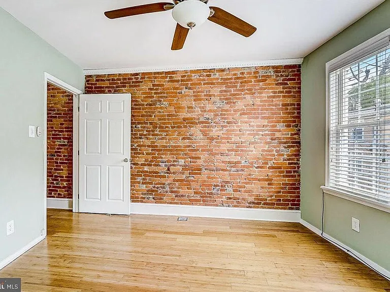 4447 Baker St — Photo 23
